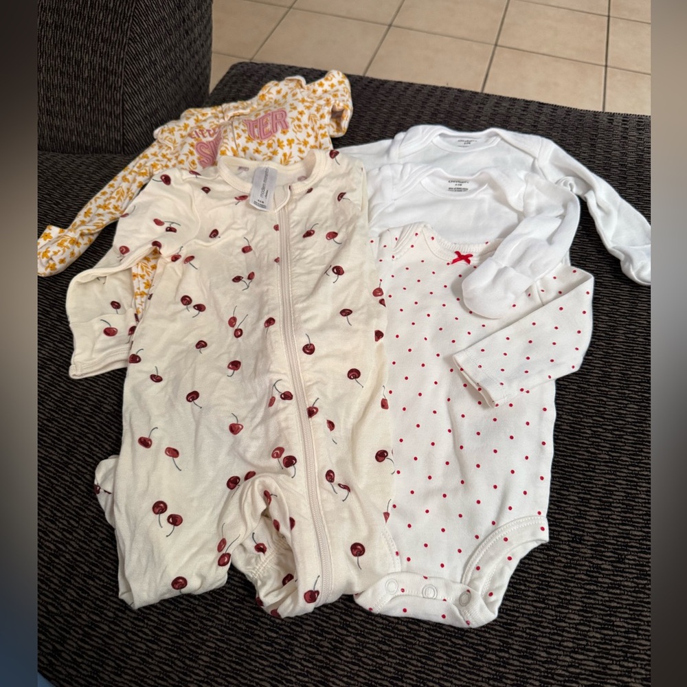 Onesies - 6 Pieces